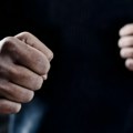 Jezivo nasilje u Zrenjaninu u dvoruštu kuće od batina unakazio muškarca