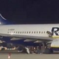 Požar u avionu Rajanera u Palma de Majorci, povređeno 18 putnika