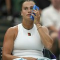Nije je ostavio kada joj je bilo najteže! Sabalenka je pronašla ljubav u zagrljaju ovog zgodnog Grka (foto)