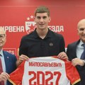 TVITOVI - Podeljene reakcije Zvezdinih navijača na vest o prodaji Milosavljevića! Da li je baš sve u novcu?