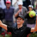 Siner na korak od istorije! Pobedio Medvedeva za finale mastersa u Rimu