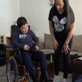 Bogdan čeka odluku RFZO: Svaki dan bez leka nepovratno mu oduzima delić mišićne snage (VIDEO)