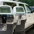 Šok snimak iz Kranja: Zmija ušla u automat za parking karte, potez nadležnih kada su je uhvatili sve govori