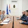 Mesarović i Pavlović sa predstavnicima kompanija „Nataly Drogerija“ i „Lambino plus“: Razgovarali o novim investicijama i…
