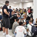 Aerodrom u Kataniji ponovo otvoren nakon prekida zbog vulkanskog pepela
