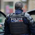 Napadači hteli da linčuju policajku