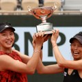 Rolan Garos: Su-Vej i Vang Čin osvojile ženski dubl