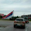 Posledice nevremena u Banjaluci: Vetar polomio jarbol sa zastavama Srbije i Srpske