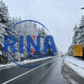 Uvedena zabrana za teretnjake od Uzica do Nove Varoši: Teška mehanizacija čitave noći se borila sa snežnom stihijom u…