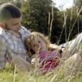 Srbija i porodica: Da li je biti roditelj novo zanimanje muškaraca – priče tri generacije očeva