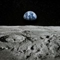 NASA snimila misteriozni objekat kako leti oko Meseca FOTO