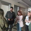 „Očigledno je da se radi o sabotaži“: Članovi ZLF ušli u opštinu Savski venac zbog malog broja overitelja