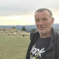 Jedino zbog porodice Lukić radi škola u Jablanici, Milanko čuva ovce i za svaku ima pasoš: "Najsrećniji dan mi je bio kada…