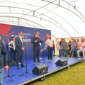 Vučić u Sečoj Reci: Rekonstrukcija 96 kilometara puteva u opštini Kosjerić, sledeći korak - put ka Vardi
