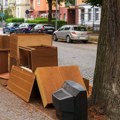 Danas je pravi dan da kabasti otpad iznesete napolje: Pokupiće ga ekipe "Čistoće" jer je prvi vikend u mesecu