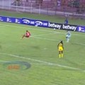 Gol godine stiže nam iz Tanzanije, ovakav potez nikad nije viđen