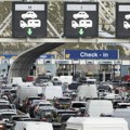 Pik letnje sezone opteretio Koridor 10 u oba smera: Evo kolike su gužve na graničnim prelazima Srbije