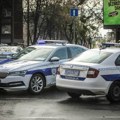 Pojavio se jeziv snimak otmice u Novom Sadu: Krvav muškarac nasilno uguran u džip (video)