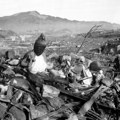 Na današnji dan: Bačena atomska bomba na Nagasaki, umro Hese, ubijena trudna Šeron Tejt