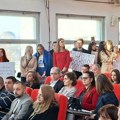 Studenti protestovali ispred niškog Univerziteta zbog otkazivanja izložbe