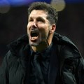 Simeone napravio šou pred novinarima: "Da li ste videli da je dva puta pipnuo loptu? Nemojte da se plašite..."