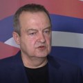 Dačić: Masovni napad na pristalice SNS u Novom Sadu, povređen policajac