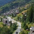 Ovo mesto nudi 70 000 evra onima koji se dosele: Postoji samo jedan USLOV - Influenseri odmah POHRLILI!
