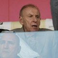 Predsednik FSS stigao Večiti derbi: Evo ko je dočekao Džajića ispred Marakane!