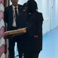 Pomoćnik Veljka Paunovića "završio" picu zvezdi Liverpula i Holandije ispred svlačionice na Marakani