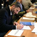 Aleksandar Šapić potpisom dao podršku listi SNS (foto)