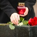 Danas su Mitrovske zadušnice: Običaj je da se na groblje nosi hrana, a evo koliko sveća treba poneti