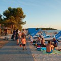 Nova uredba o plažama koju će i srpski turisti ovog leta osetiti kao „udar po džepu“