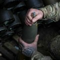Češka namjerava isporučiti 180.000 artiljerijskih granata Ukrajini