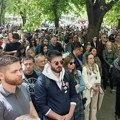 Sin Marije Vasić kaže da ona i dalje štrajkuje glađu (VIDEO)