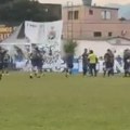 Sudija dao fudbaleru žuti karton, pa uhapšen nasred terena! Isplivao snimak šokantne scene: Arbitar završio u zatvoru, a…
