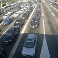 Na granici u Preševu čeka se pola sata, u Batrovcima sat