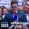 Novinar zaprosio devojku tokom Putinove konferencije: Ruski lider pozvan na svadbu: "Želim da se oženim!" (video)