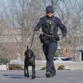 Policija u Vašingtonu uhapsila 18-godišnjaka koji je naoružan trčao ka zgradi Kapitola