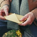 Ispuniš anketu i dobiješ pare: Poslato 50.000 koverata na kućne adrese, a ovo je razlog