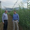 Ministar Glamočić u poseti Institutu za voćarstvo u Čačku: Od kvalitetne sadnice počinje konkurentno srpsko voćarstvo
