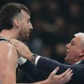 Kaminski besneo zbog izmene, Obradović oštro reagovao (VIDEO)