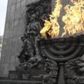 Simbol Međunarodnog dana sećanja na žrtve Holokausta u Aušvicu autoportreti logoraša
