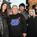 Profesorka Zorica Tomić o pesmama grupe "E-Play": Iako ovaj album nosi jedan jako suptilan, senzibilan naziv, "Diši duboko"…