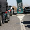 Gužve samo na Gradini Nema većeg zadržavanja putničkih vozila na granicama