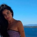 Bivša devojka Darka Lazića provocira u topiću Marina Gagić pozirala u heklanom kompletu, pa ovako muškarcima raspalila maštu…