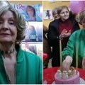 (Video) Lepa Lukić glamurozno proslavila 85. Rođendan Torta sa zlatnom krunom, pokloni i baloni za kraljicu narodne muzike i…