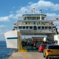 Šokantan snimak iz Njujorka: Pijane turistkinje upale u kabinu i preuzele kormilo trajekta, evo šta im sledi