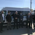 Američka ambasada prokupačkom Udruženju donirala kombi za prevoz osoba sa invaliditetom