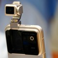 Stigao u ruke surovog testera: Da li je ovo najluđi telefon ikada? VIDEO