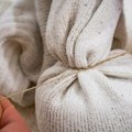 Neverovatno, ali ovaj trik sa čarapom i pirinčem provereno ublažava simptome alergije